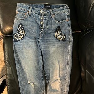 Cute Lucky Brand jeans for women, size 27